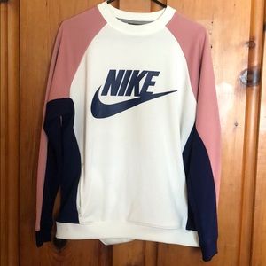 Nike Crewneck Sweatshirt